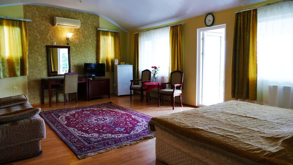 Nautilus Hotel Odessa Buitenkant foto