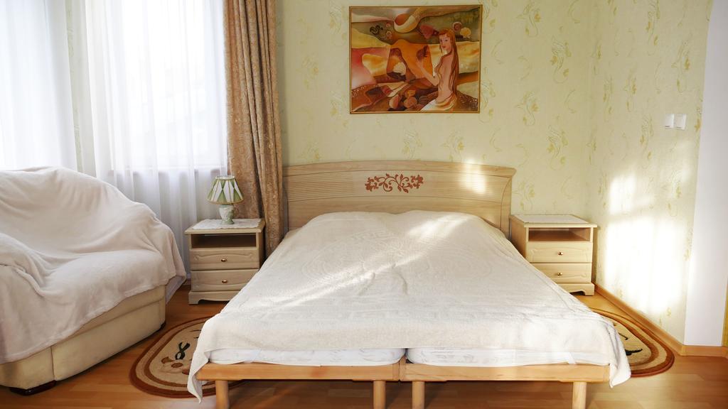 Nautilus Hotel Odessa Buitenkant foto