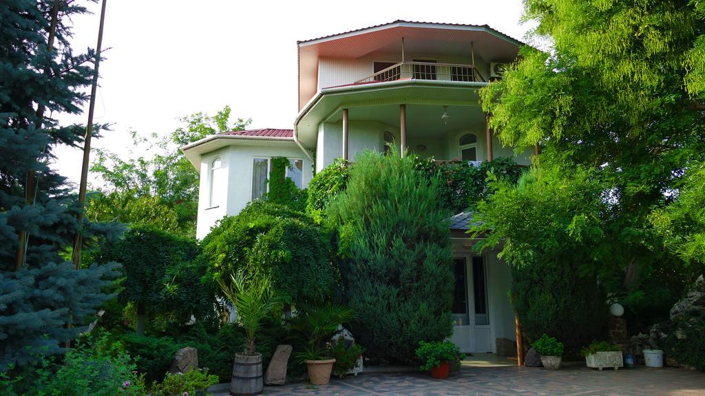 Nautilus Hotel Odessa Buitenkant foto