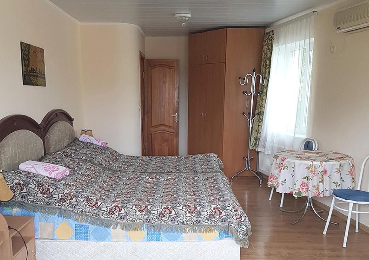 Nautilus Hotel Odessa Buitenkant foto